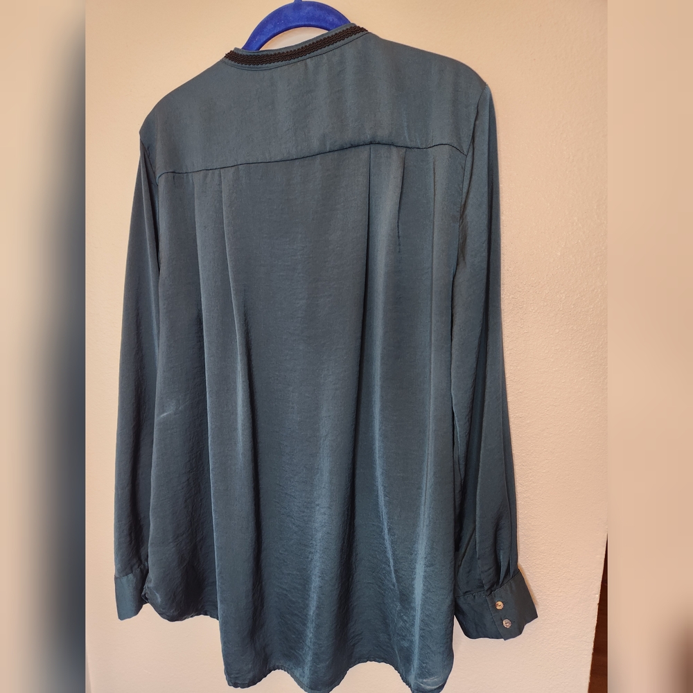 H&M Teal Button-Down Shirt - image 8